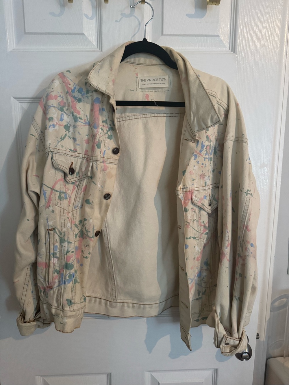 Women’s Cream Paint-Splatter Denim Jacket